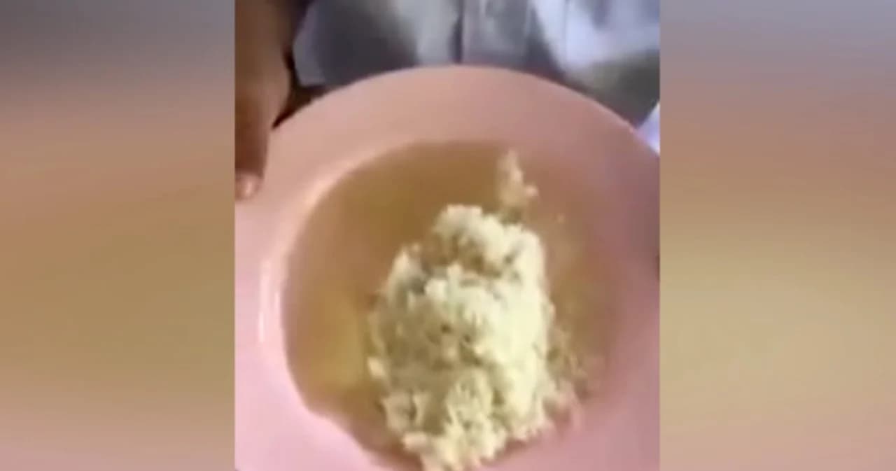 สอบอาหารกลางวันมีแค่น้ำกับผัก บอกเด็กลดความอ้วน