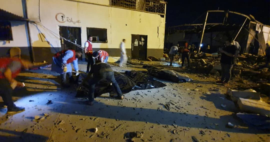 ศูนย์ผู้อพยพในลิเบียถูกโจมตีทางอากาศ มีผู้เสียชีวิตแล้วกว่า 40 ราย