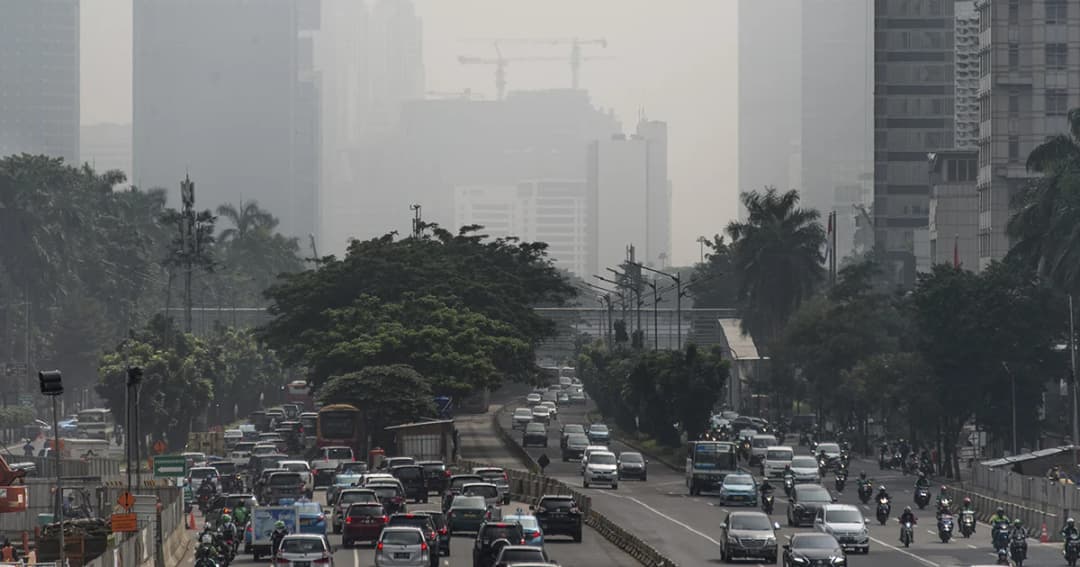 ชาวกรุงจาการ์ตารวมตัว เตรียมฟ้องรัฐบาลอินโดฯ ฐานละเลยปล่อยให้อากาศเป็นพิษ