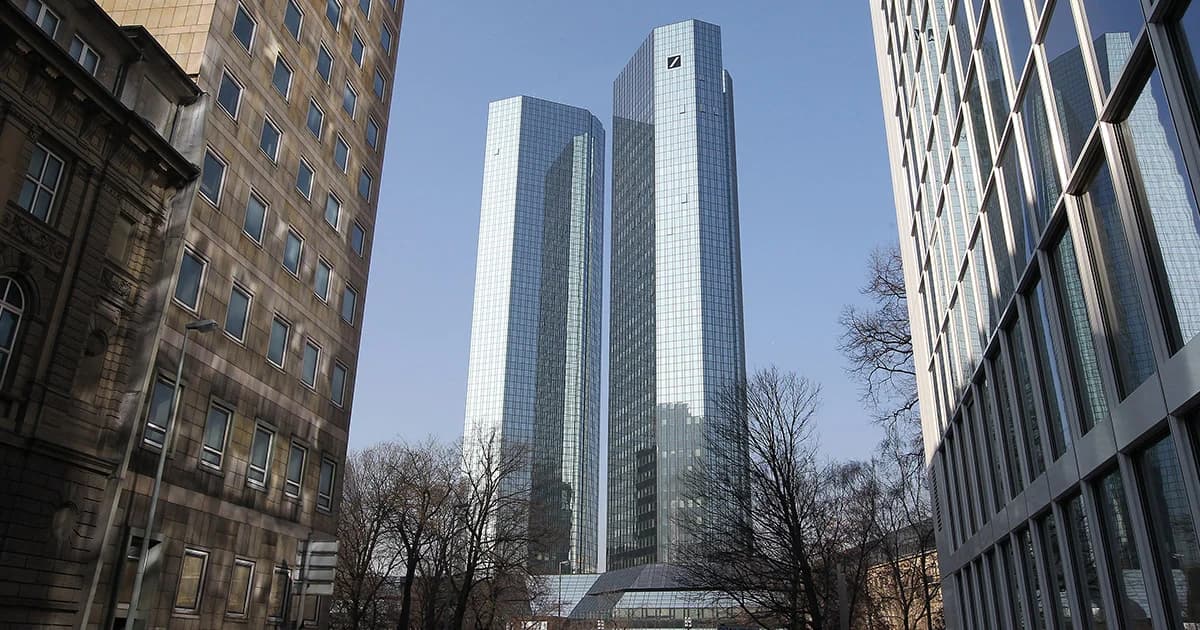 “ดอยช์แบงก์” ธนาคารใหญ่เยอรมัน เตรียมปลดพนักงานกว่า 18,000 ตำแหน่ง