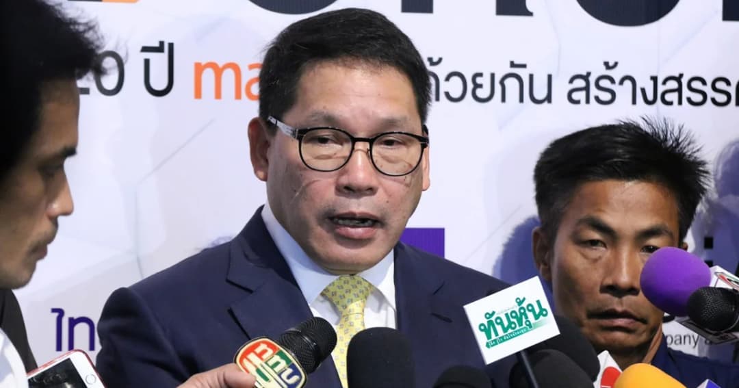 “อุตตม” ย้ำค่าแรง 400 บาทจะได้ต้องยกระดับฝีมือ