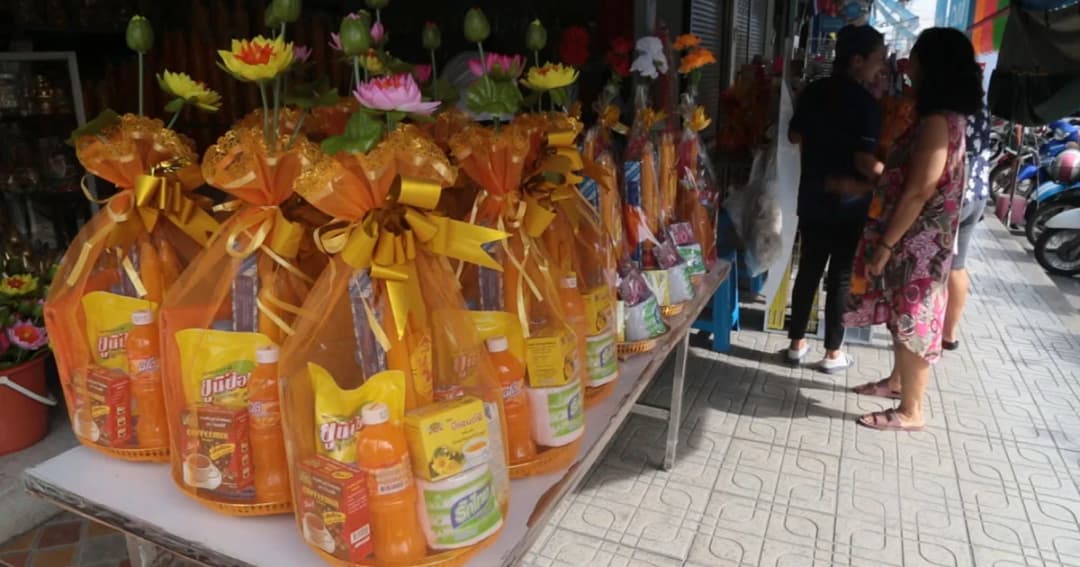 ยอดขายสังฆทานลดลง ร้อยละ 20 คนซื้อลดค่าใช้จ่ายตามเศรษฐกิจ