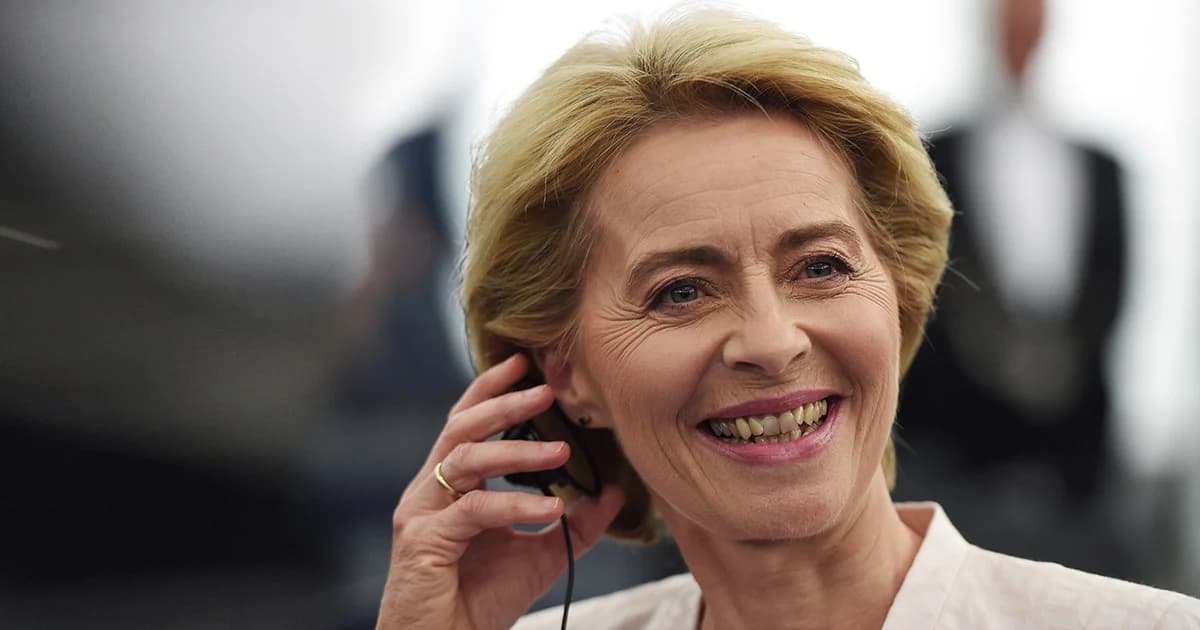 รมว.กลาโหมของเยอรมนี ได้รับเลือกเป็นประธานคณะกรรมาธิการยุโรปหญิงคนแรก