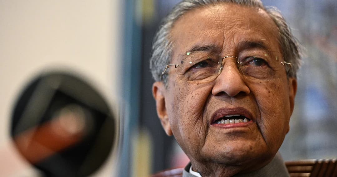 มหาเธร์  นายกฯ มาเลเซีย ให้ลดชาตินิยม-ใช้ภาษาต่างประเทศเพื่อความเจริญ