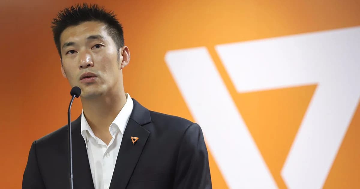 “ธนาธร” แจงบรรยายให้ต่างประเทศฟังไม่ใช่เรื่องขายชาติ