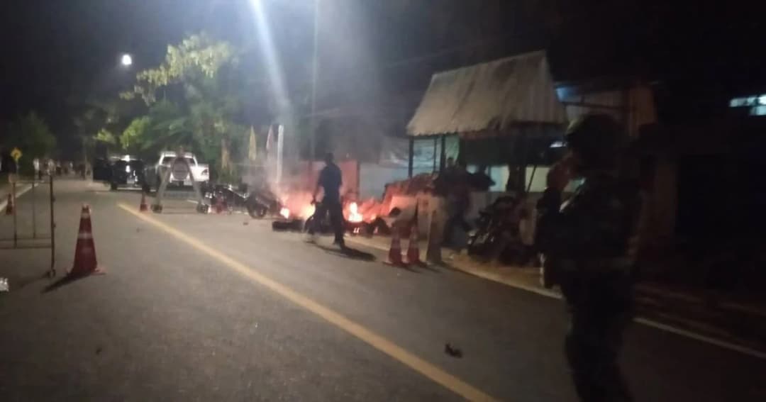 โจรใต้เหิมบุกโจมตีจุดตรวจปัตตานี เปิดฉากปะทะ จนท.พลีชีพ 4 เจ็บ 2 นาย