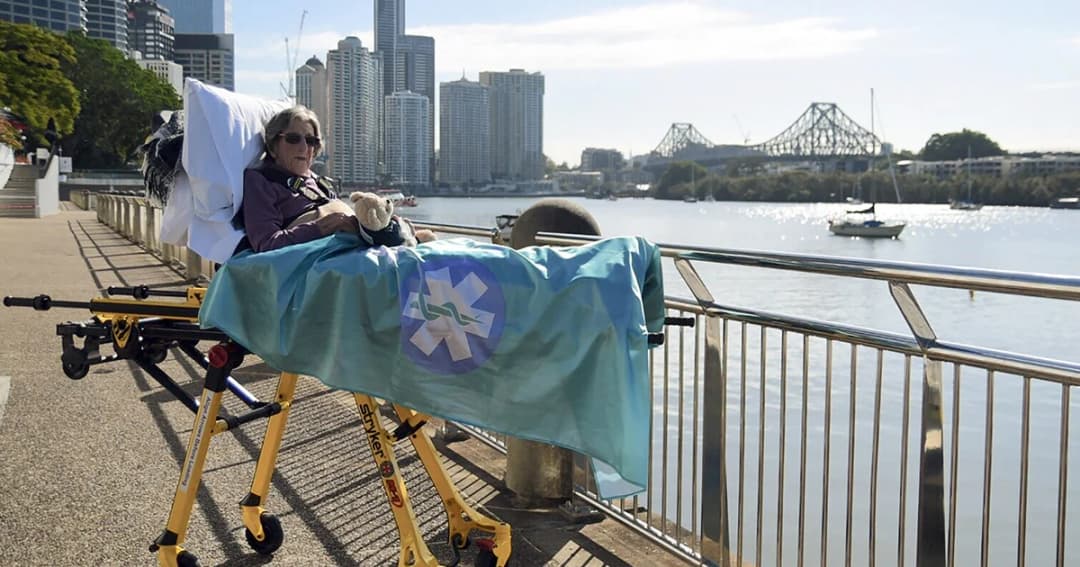 ออสเตรเลียบริจาครถพยาบาล ให้ผู้ป่วยระยะสุดท้าย