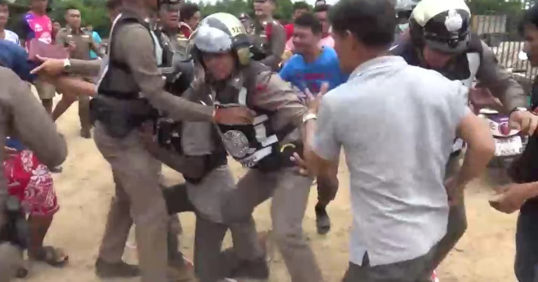 ญาติแหวกตำรวจ ประชาทัณฑ์ผู้ต้องหาคดีฆ่าภรรยา