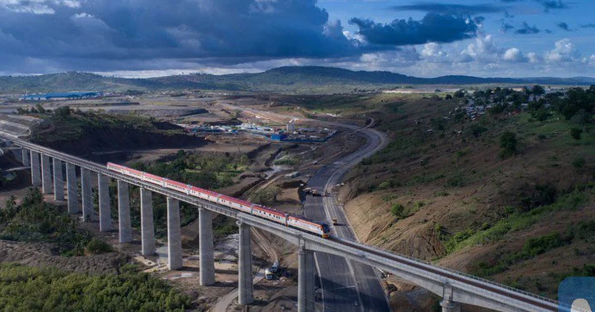 จีนพัฒนารถไฟ ‘วิ่งได้ทุกราง’ เร็ว 400 กม./ชม. ช่วยเดินทางข้ามทวีปง่ายยิ่งขึ้น