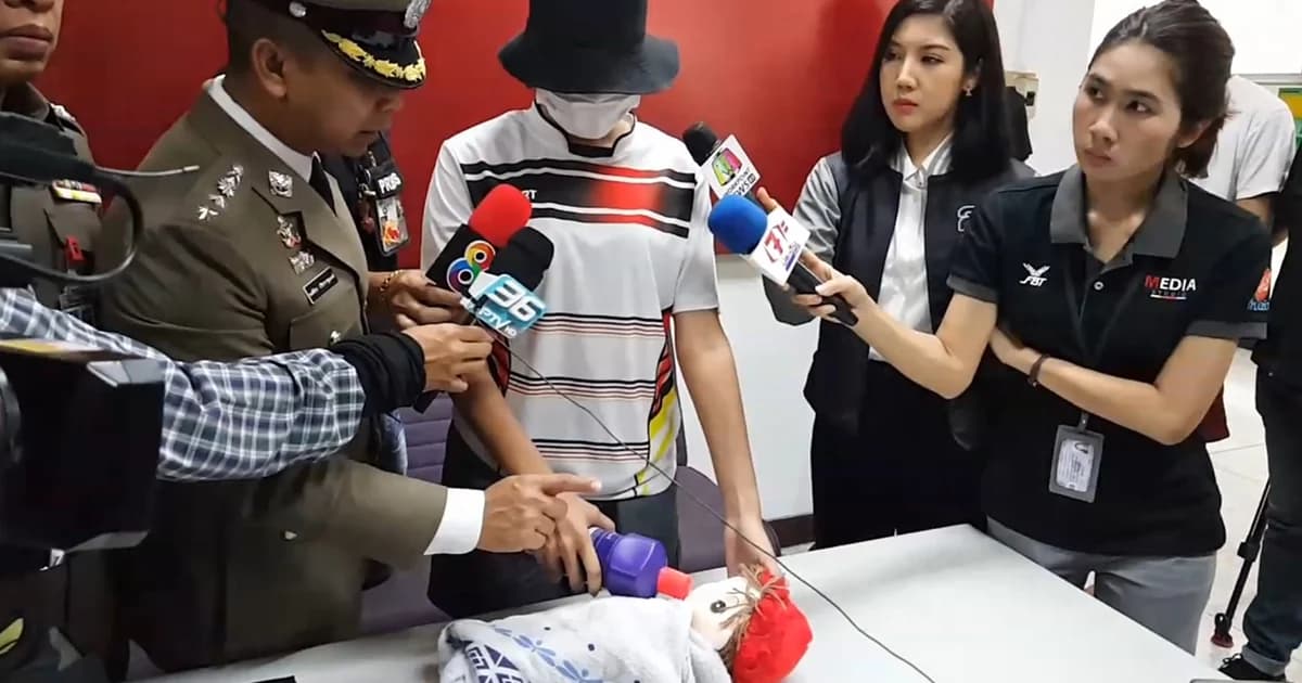 แม่รับเห็นลูกยังดิ้น หลังกรอกน้ำยาล้างพื้นและมัดถุงดำก่อนทิ้ง