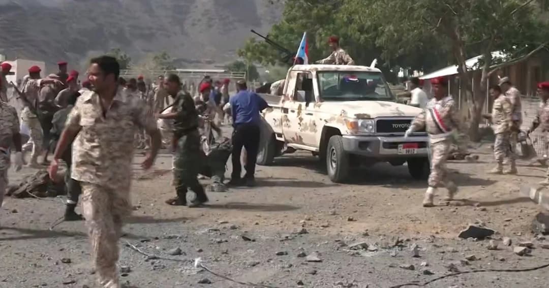 กบฎฮูตียิงจรวดใส่ขบวนพาเหรดกองกำลังฝ่ายสนับสนุนรัฐบาล ดับ 40 ราย