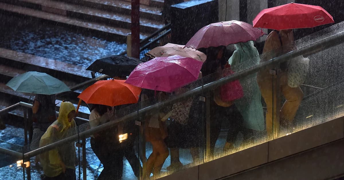 กรมอุตุฯ เตือน 4-5 ส.ค. 16 จังหวัดฝนตกหนักมาก จากอิทธิพลพายุโซนร้อน “วิภา”