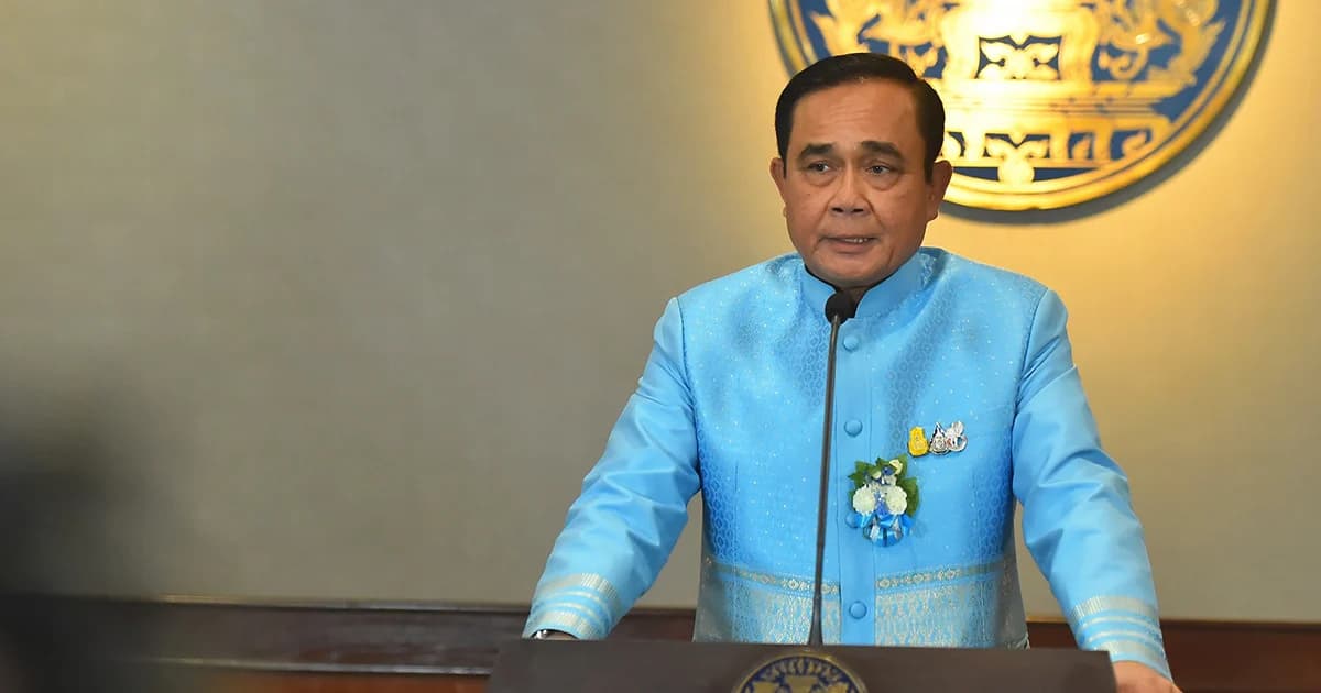 “บิ๊กตู่” รับกำลังแก้ปัญหาเรื่องถวายสัตย์ – ติดงานไม่ชี้แจงในสภา