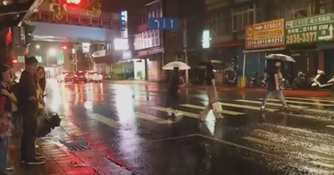 ไต้หวันเจอควบ! แผ่นดินไหว-ไต้ฝุ่น “เลกิมา” วันเดียวกัน ดับ 1 ราย