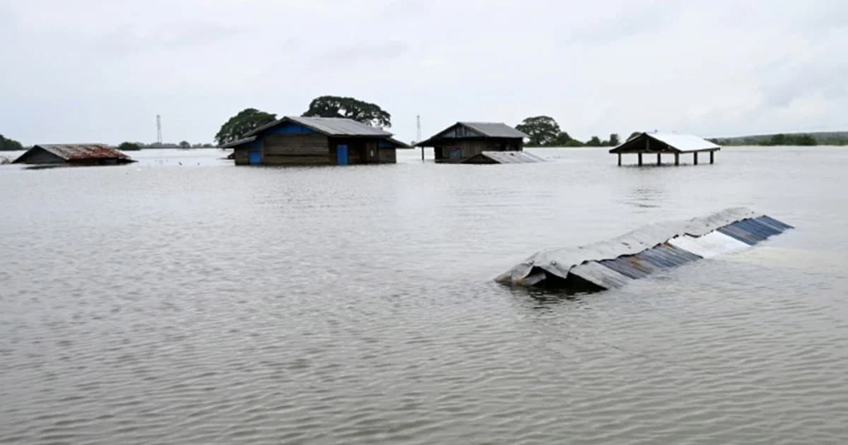 เมียนมาเผชิญน้ำท่วมหนักหลายพื้นที่ ประชาชนนับหมื่นไร้ที่อยู่อาศัย