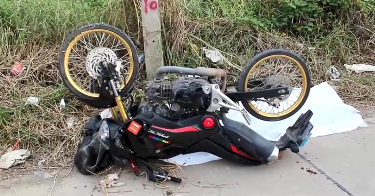 หนุ่มช่างเทคนิค โรงงาน ขี่ จยย.ชนเสาไฟฟ้า เสียชีวิตคาที่