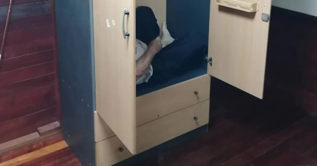 ต่างด้าวฆ่าโหดเสี่ยโรงน้ำแข็งหมกตู้คาดว่าเสียชีวิตมาแล้ว 8 ชม.