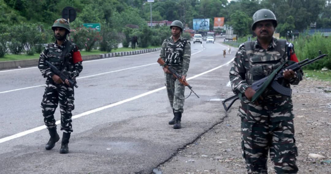 อินเดียเริ่มผ่อนคลายมาตรการคุมเข้มในแคชเมียร์