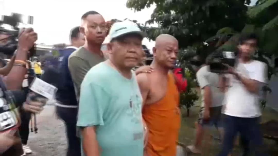 ตำรวจ จับพระอ้างรักษาโรคกลางงานยูเอฟโอเขากะลาไปสอบสวน