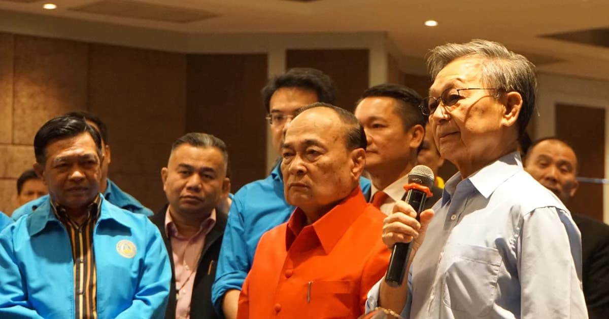 ปชป. ปลุกใจส.ส.ภาคเหนือ ทวงคืน 7 ล้านเสียง “ชวน” ย้ำต้องซื่อสัตย์