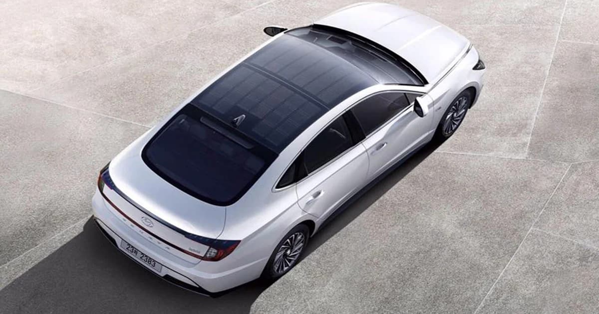 “ฮุนได” เปิดตัวรถยนต์หลังคาโซล่าเซลล์คันแรก “ฮุนไดโซนาต้าไฮบริด 2020”