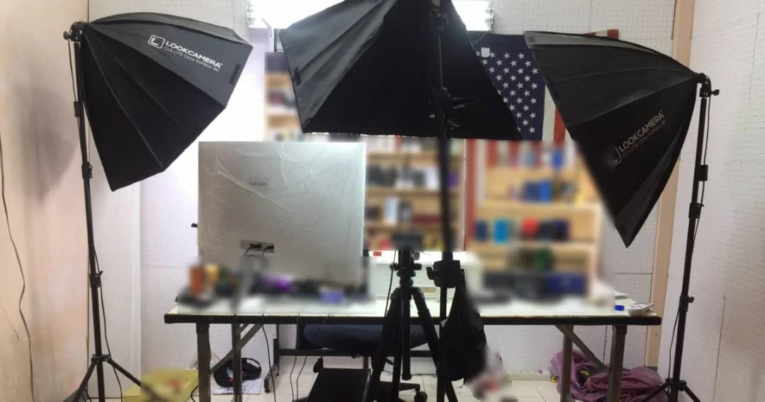 สคบ.-ตำรวจบุกจับแอดมินเพจดังขณะไลฟ์ขายบุหรี่ไฟฟ้า