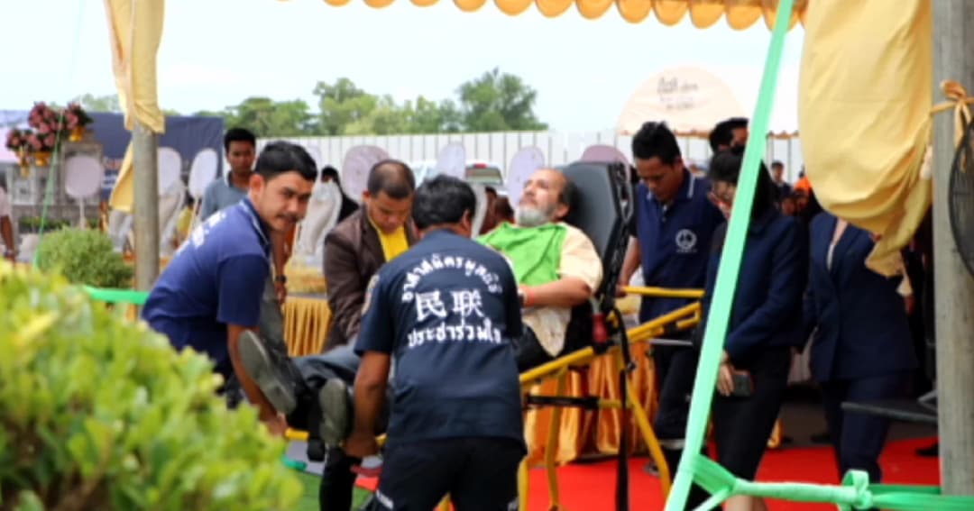 ปลอดภัยแล้ว! “จิมมี่” เศรษฐีใจบุญเมืองคอน สำลักอาหารในงานเลี้ยง ต้องหามส่ง รพ.