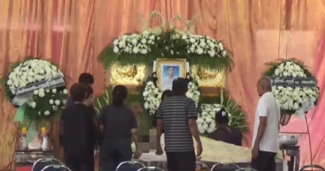 ออกหมายจับ ชายวัย 69 ยิงเพื่อนดับในงานเลี้ยงรุ่น คาด แค้นถูกแกล้งตอนอายุ 16