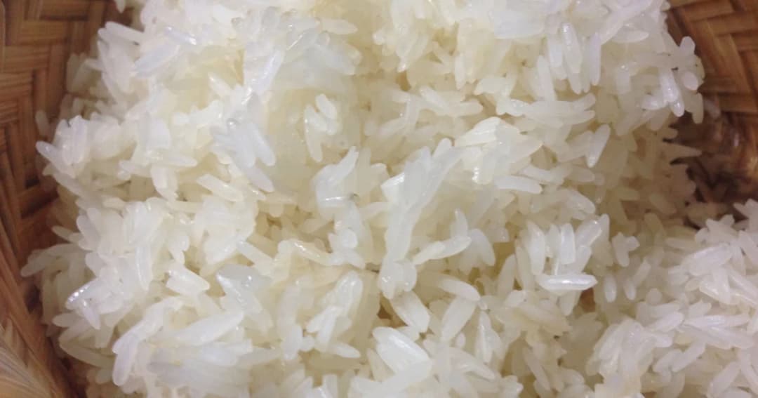 นายกฯ ห่วงข้าวเหนียวแพง กำชับห้ามกักตุน