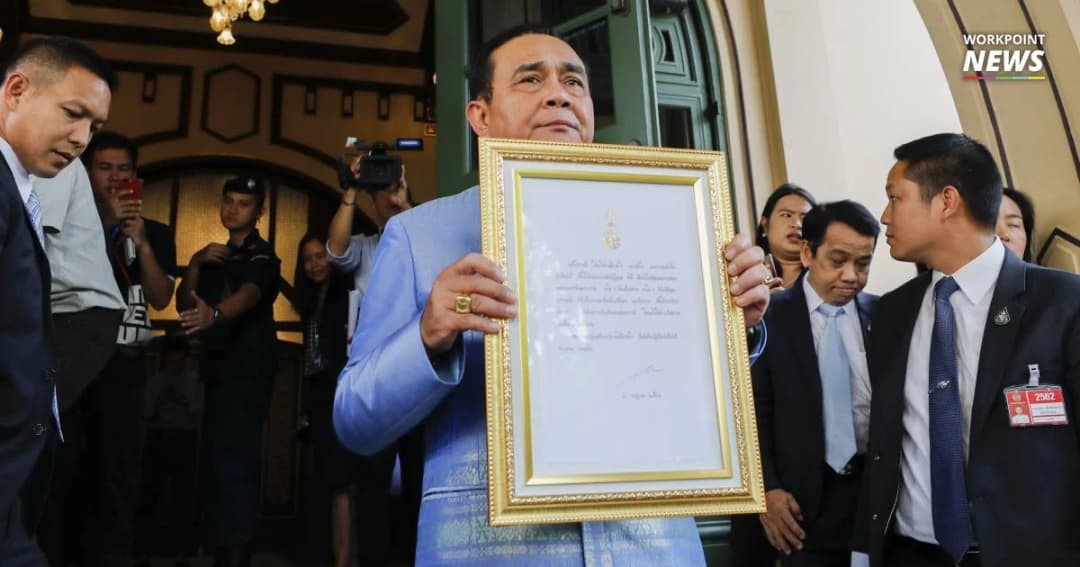 นายกฯ ปลาบปลื้มรับพระราชทานพร ไม่ตอบเรื่องถวายสัตย์จบแล้วหรือไม่