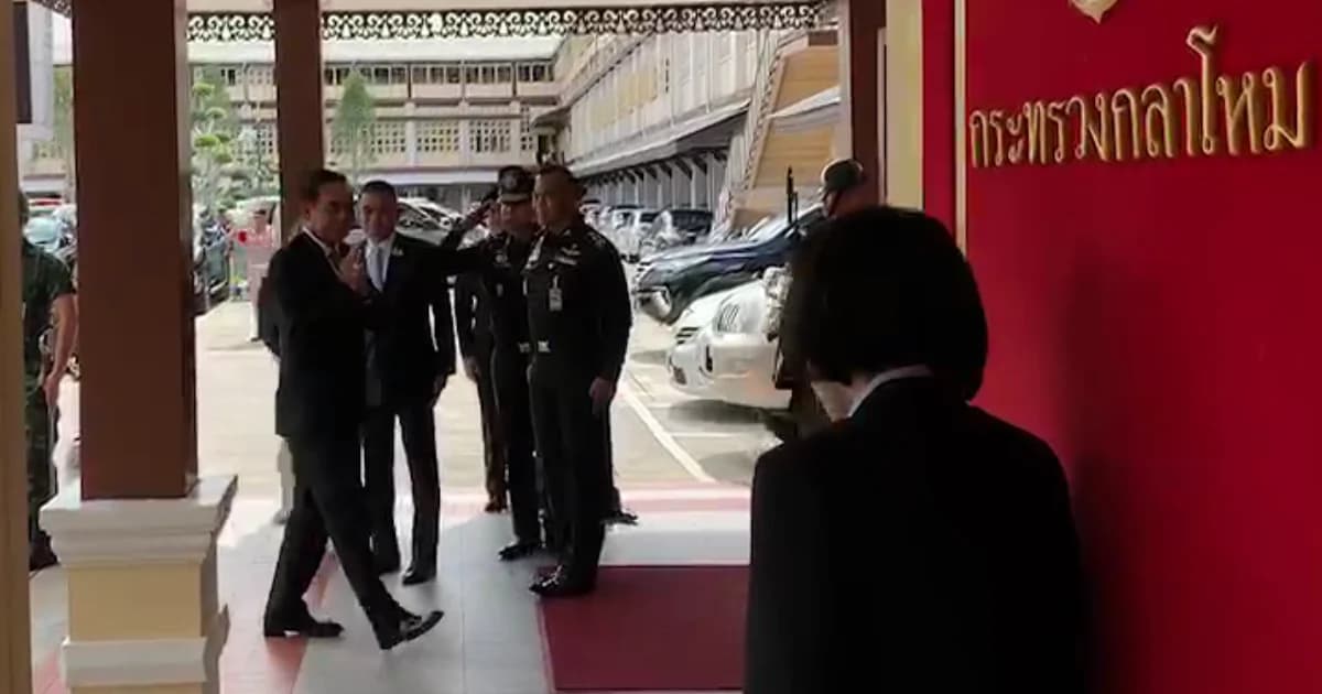 “บิ๊กตู่” เข้ากลาโหม จัดทัพทหารชั้นนายพลรอบสุดท้าย เตรียมนำทูลเกล้าฯ