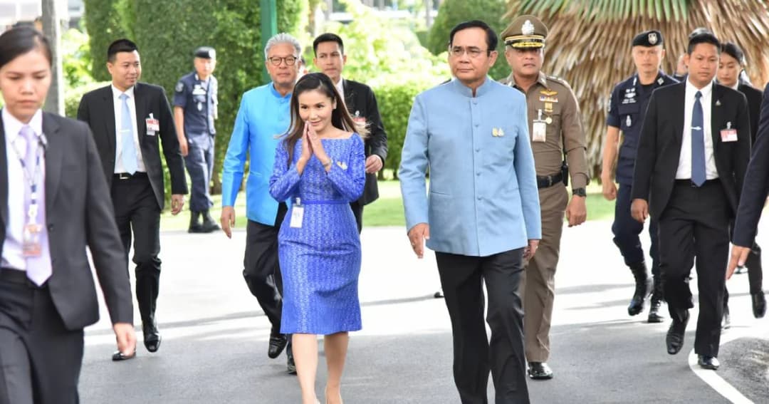 นายกฯ สั่งแยกกลุ่มความจน หวังแก้ปัญหา “ถูกฝา ถูกตัว”