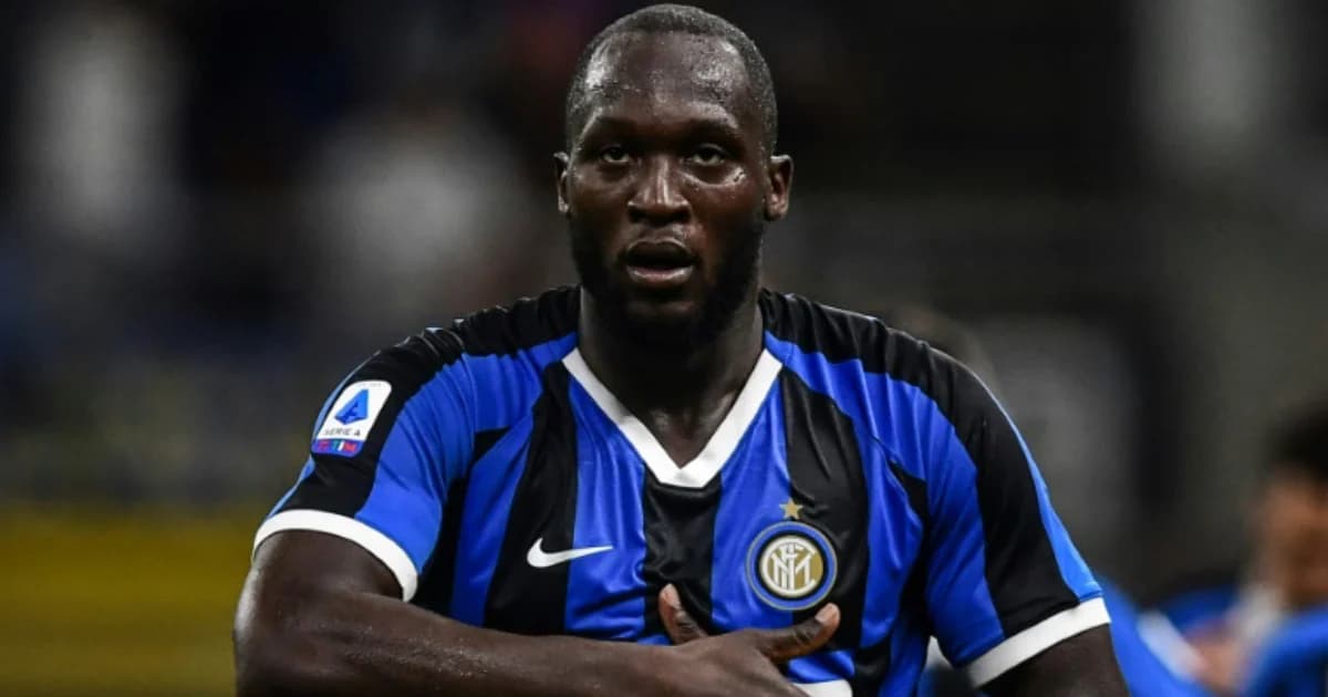 ลูกากูโดนแฟนบอลกายารี่เหยียดสีผิว