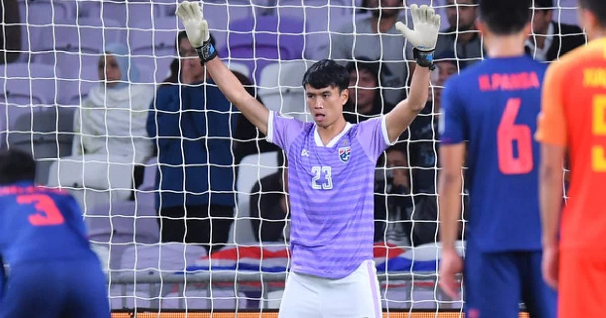 “นิชิโนะ” ตั้ง “ศิวรักษ์” วัย 34 ปี เป็นกัปตันทีมชาติไทย ลุยศึกคัดบอลโลก 2 นัด