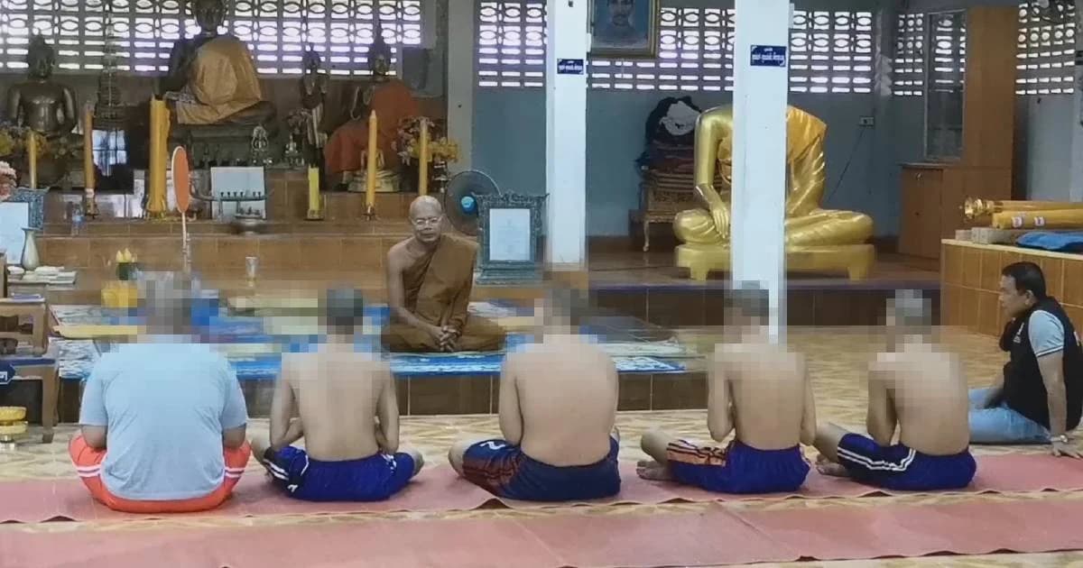 รวบ! พระ 5 รูป ตั้งวงมั่วสุมเสพยาในวัด ก่อนนำตัวลาสิกขา