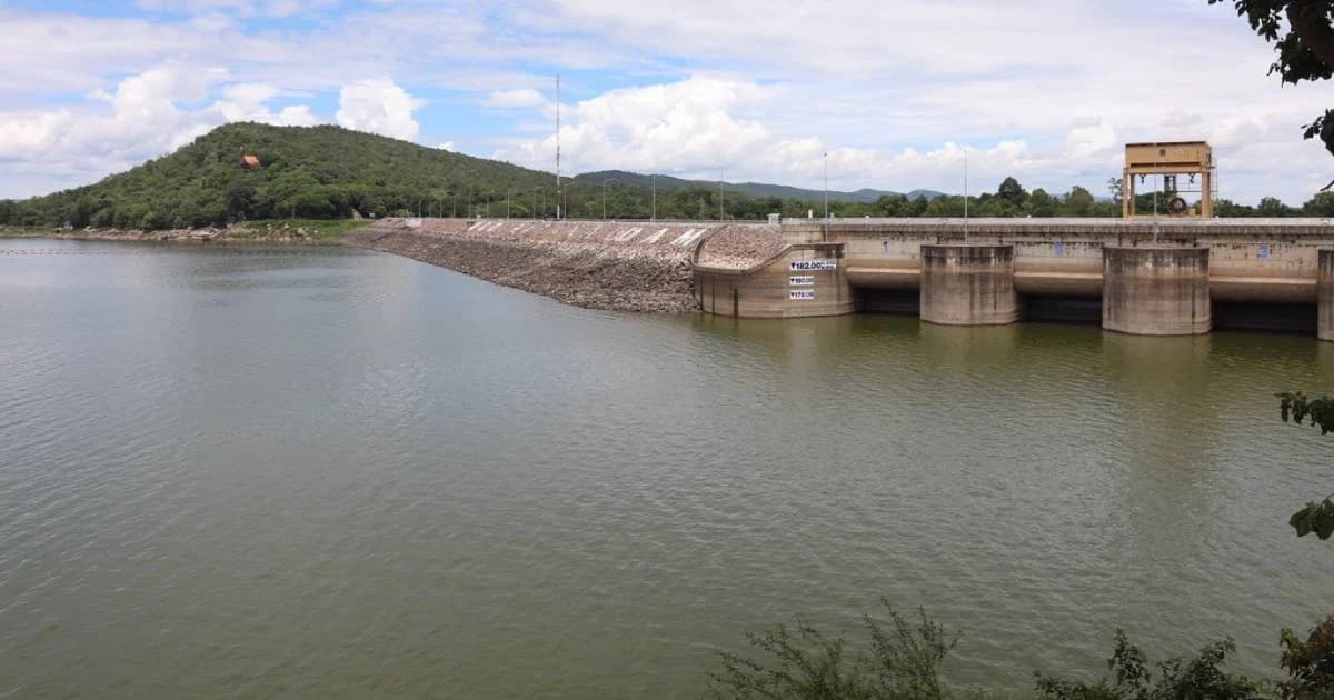 “บิ๊กป้อม” สั่งทำฝนเทียมเหนือเขื่อนอุบลรัตน์ จ.ขอนแก่น พบน้ำไหลเข้ายังน้อย