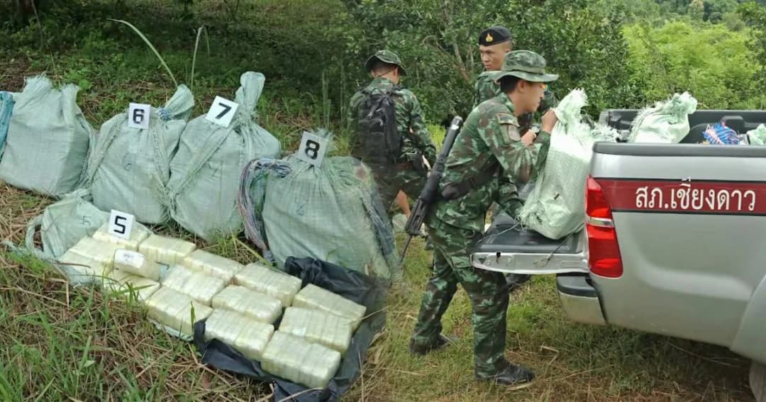 เชียงดาวปะทะเดือด! ยาบ้าทะลักอีก 1.1 ล้านเม็ด แก๊งขนยาเปิดฉากยิงทิ้งยาหนีรอด