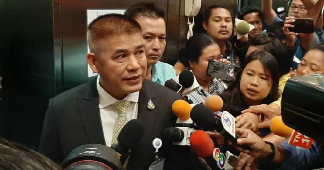 “ธรรมนัส” พร้อมแจงทุกเรื่องไม่เป็น “อีแอบ” จ่อฟ้อง100คดีคนทำเสื่อมเสียโจมตีวุฒิการศึกษา