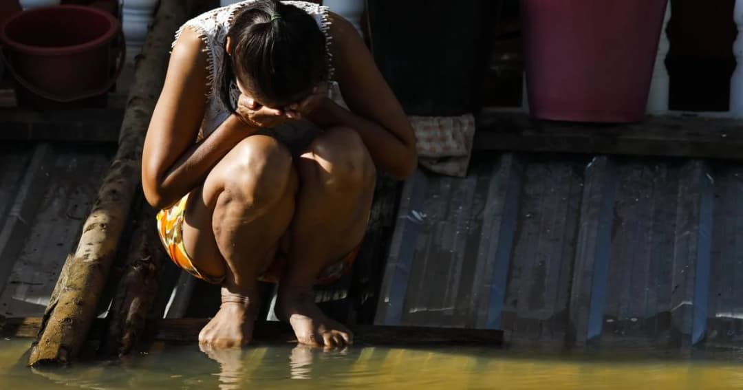 ส่งทีมจิตแพทย์ดูแลผู้ประสบภัยน้ำท่วม จ.อุบลฯ มีอาการซึมเศร้า 50 คน เครียดสูง 247 คน