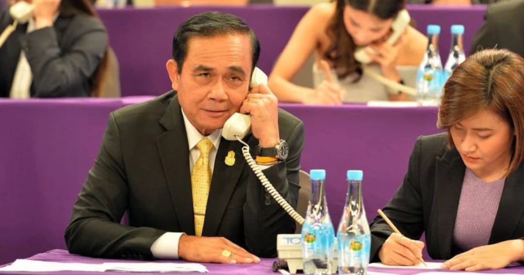 บิ๊กตู่ นำครม.รับโทรศัพท์-จัดรายการทีวีรับบริจาคช่วยน้ำท่วม ค่ำ 17 ก.ย.