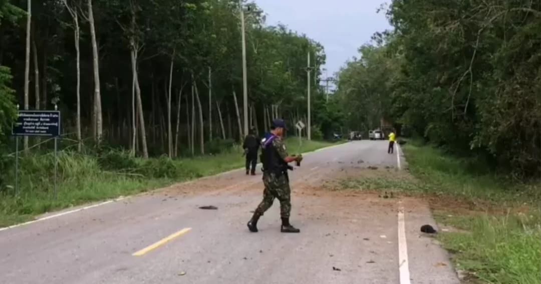 โจรใต้ลอบวางระเบิดชุดคุ้มครองครู อ.โคกโพธิ์ จ.ปัตตานี มีผู้เสียชีวิต 1 ราย