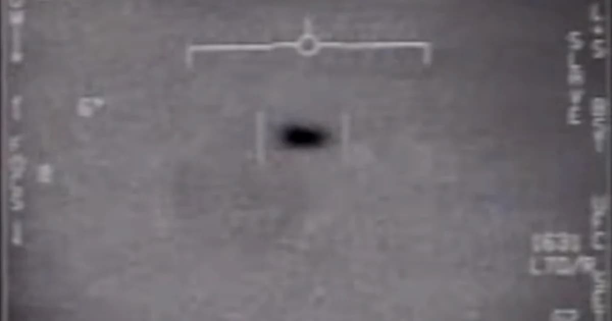 กองทัพเรือสหรัฐฯ ยืนยัน คลิปนักบินพบ “วัตถุบินได้ที่ระบุเอกลักษณ์ไม่ได้ (UFO)” เป็นของจริง