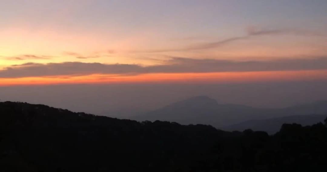 ลมหนาวปกคลุมเชียงใหม่ อุณหภูมิลดยอดดอยแตะ 10 องศาฯ