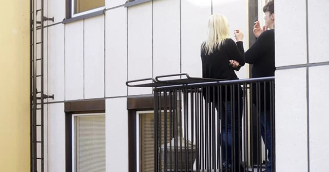 รัสเซียออกกฎใหม่ ห้ามสูบบุหรี่ริมระเบียง