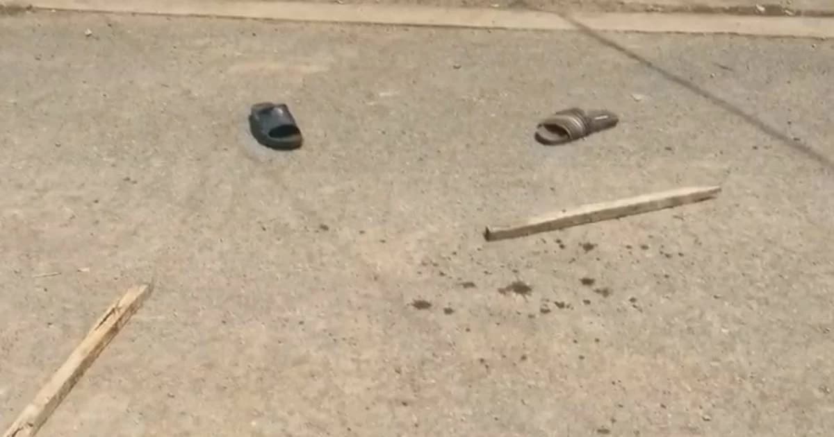 หนุ่มติดยา ระแวงเพื่อนบ้านเป็นสายตำรวจ แทงดับ 12 แผล