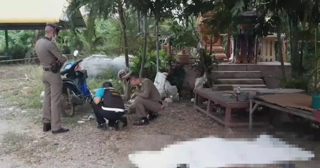 หลานโหดคว้าจอบฟันหัวยายดับคาที่ ก่อนหลบหนี คาดฉุนโดนยายด่า