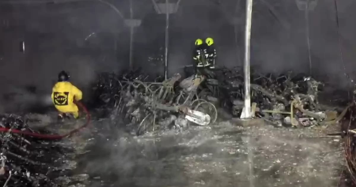 ไฟไหม้โกดังเก็บรถ จยย.เสียหาย 400 คัน มูลค่ากว่า 10 ล้านบาท