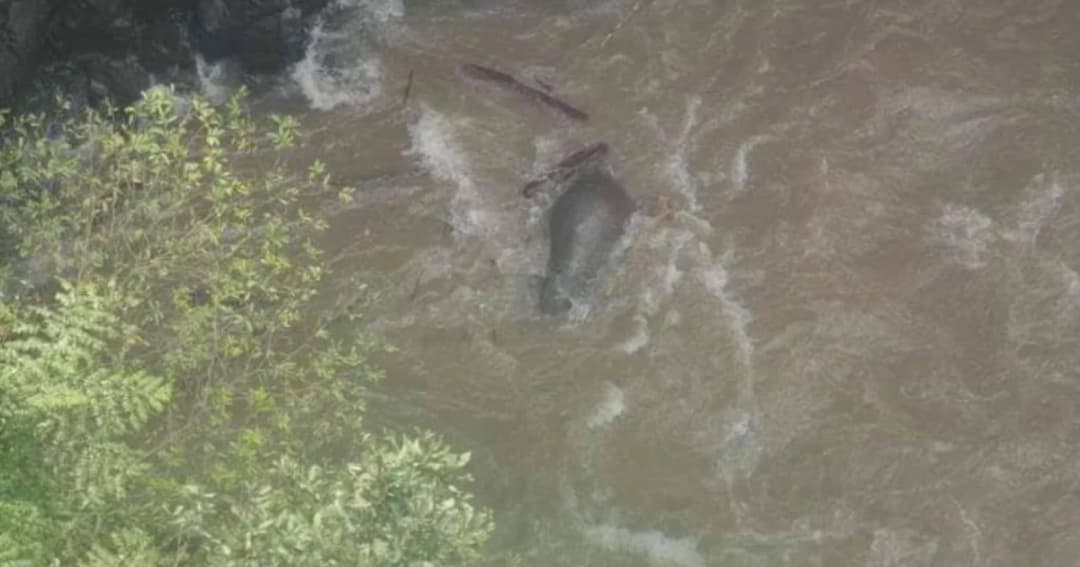 เปิดภารกิจกู้ซากช้างป่าคาดใช้เวลา 5 วัน วางตาข่ายยักษ์ดักซากช้างจากน้ำตกเหวนรก