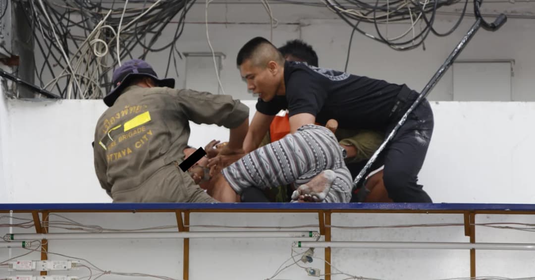 สยบคลั่งยา ‘บังบาส’ จนท.ใช้เวลา 3 ชม.ก่อนตัดสินใจเข้าชาร์จหวุดหวิด