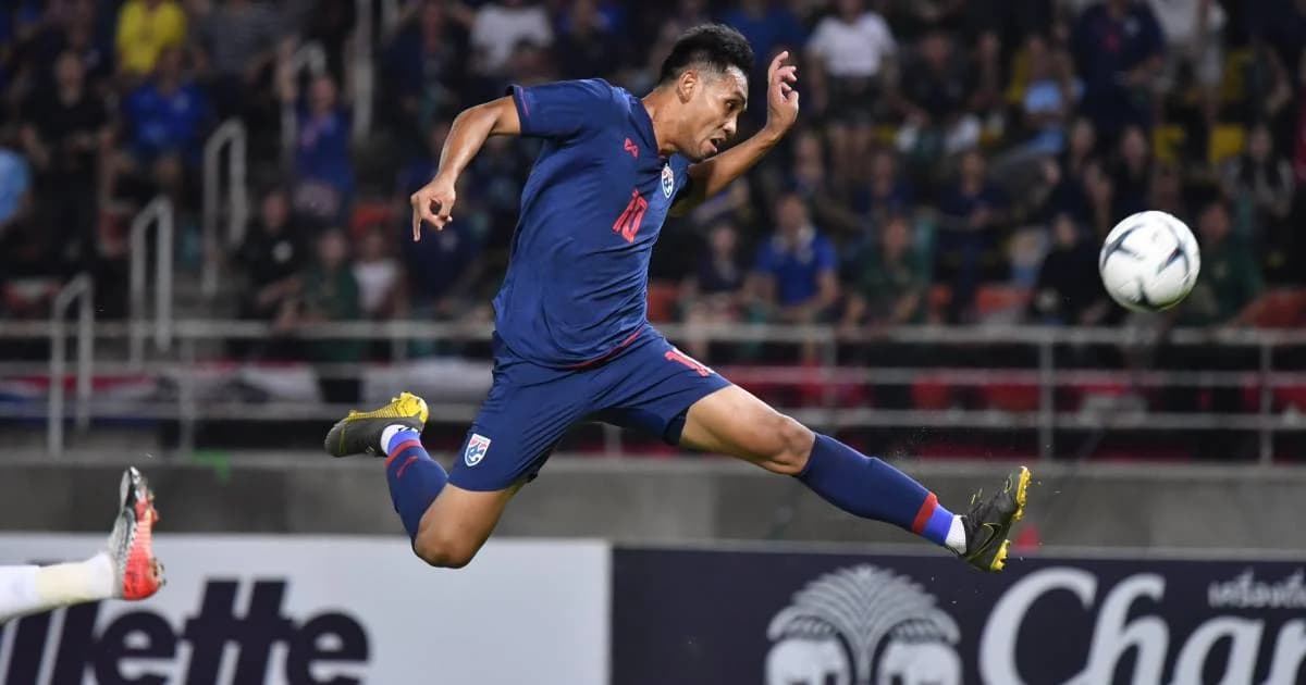 ไทยเหนือชั้นชนะยูเออี ขึ้นจ่าฝูงบอลโลก รอบคัดเลือก